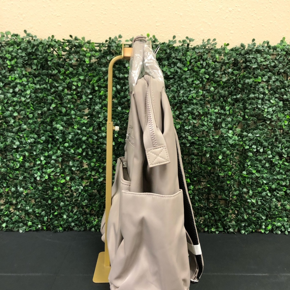 Baggallini Soho Backpack - Picture 3 of 14